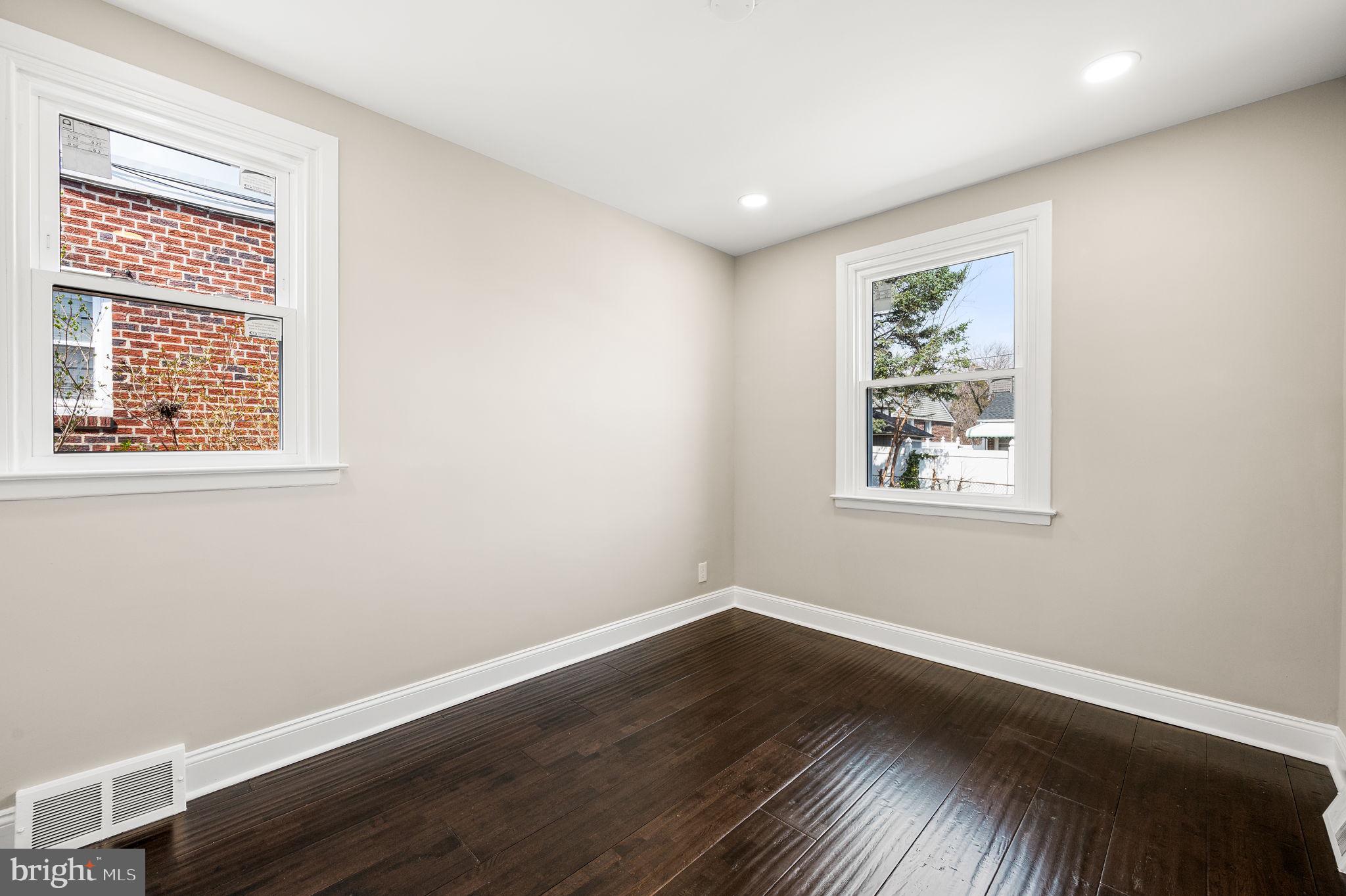 RHAWNHURST - Residential