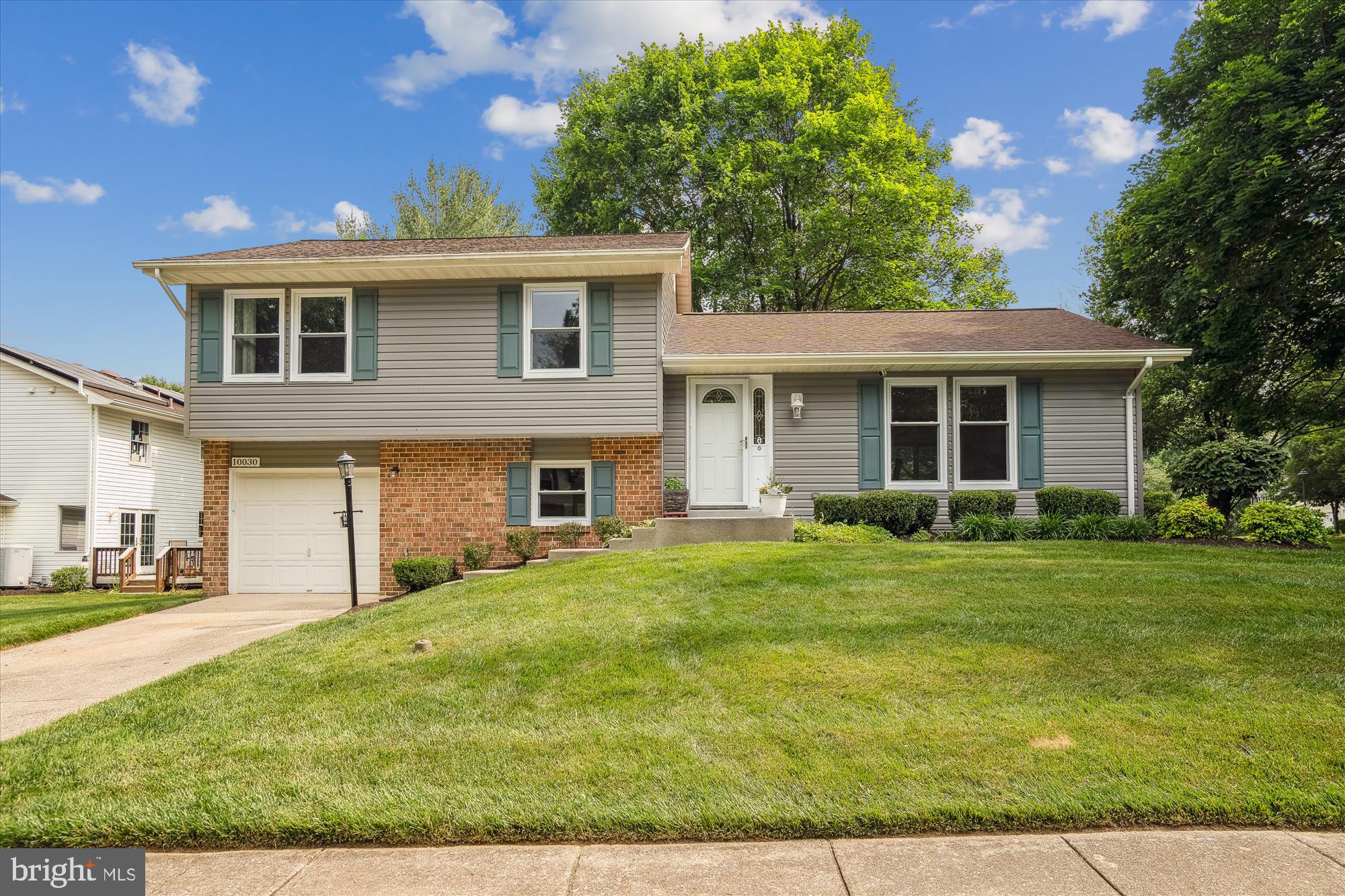 10030 CAMBRIC COURT