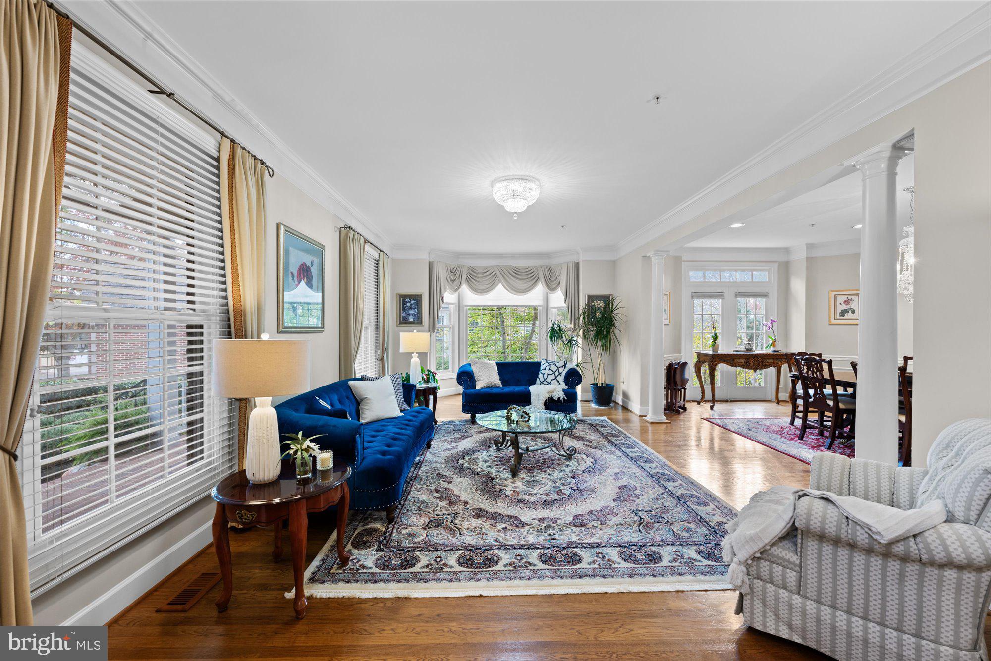 RIVER FALLS - Residential