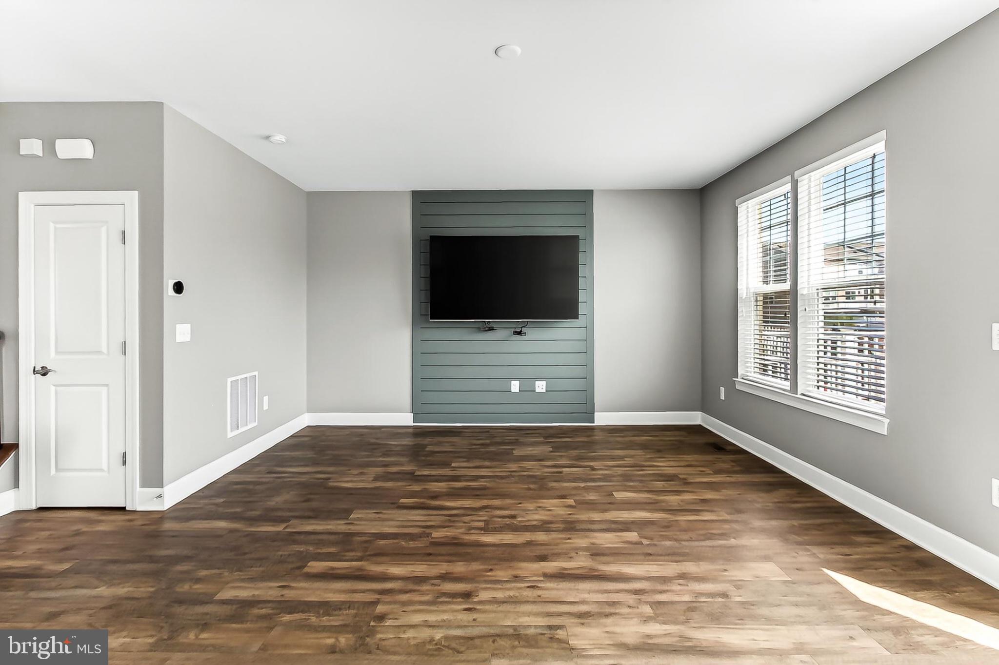 HEATHCOTE COMMONS - Residential