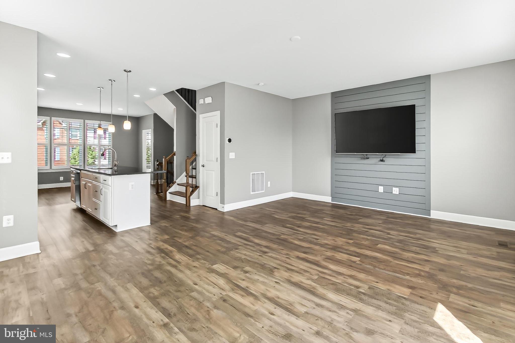 HEATHCOTE COMMONS - Residential