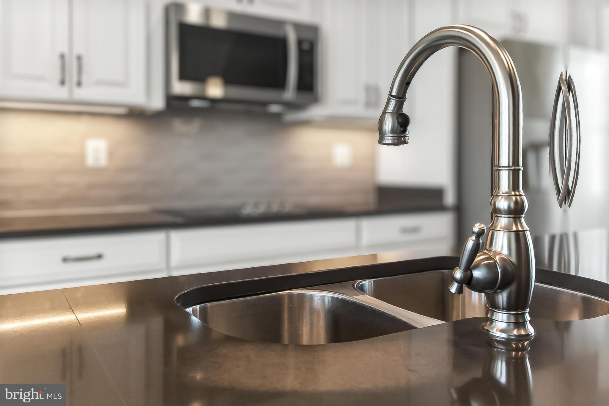 HEATHCOTE COMMONS - Residential