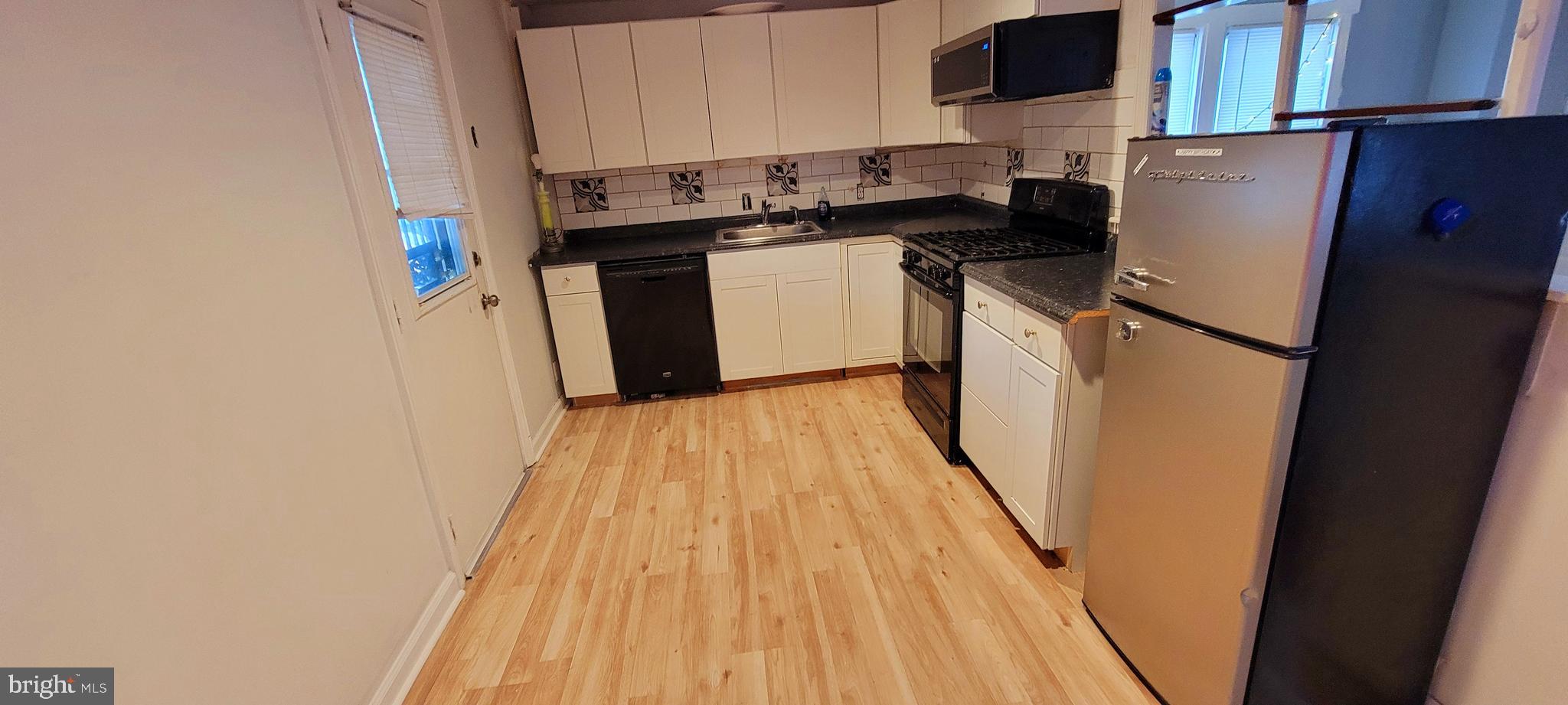 COLLINGDALE - Residential