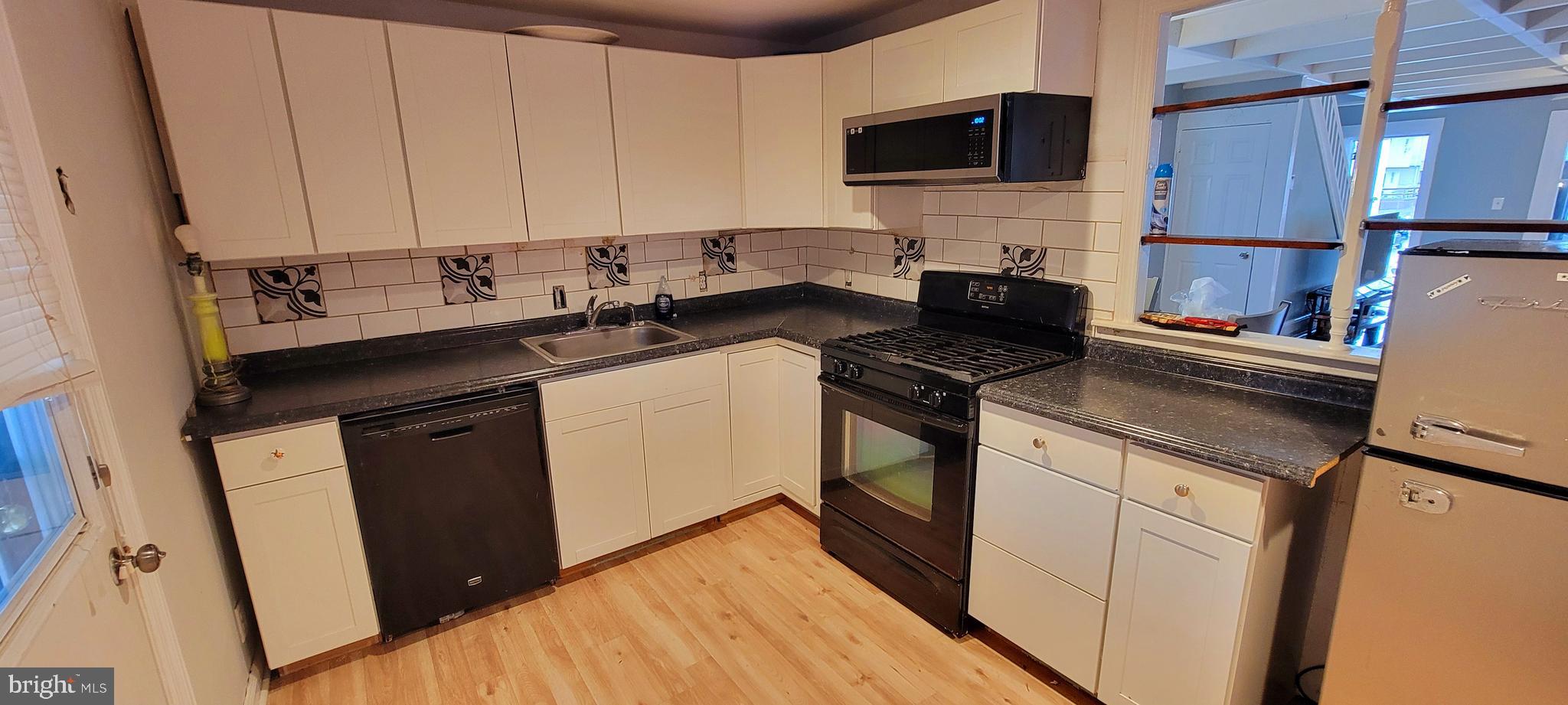 COLLINGDALE - Residential