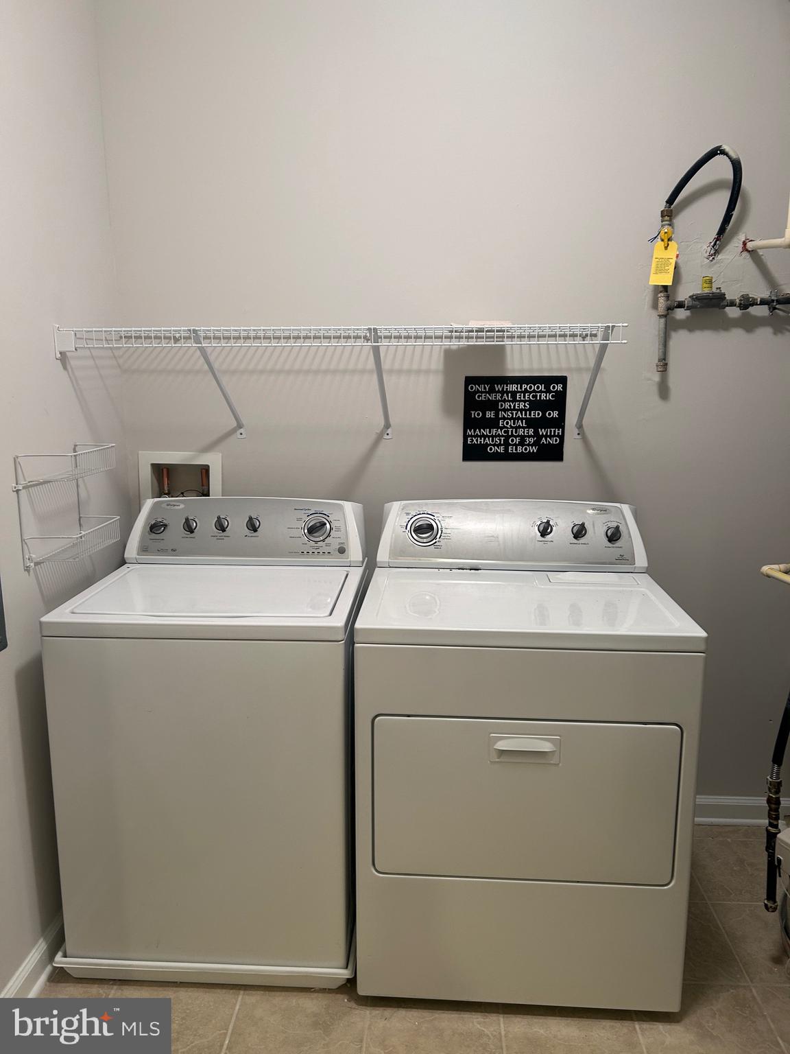 CARROLLS CREEK - Residential