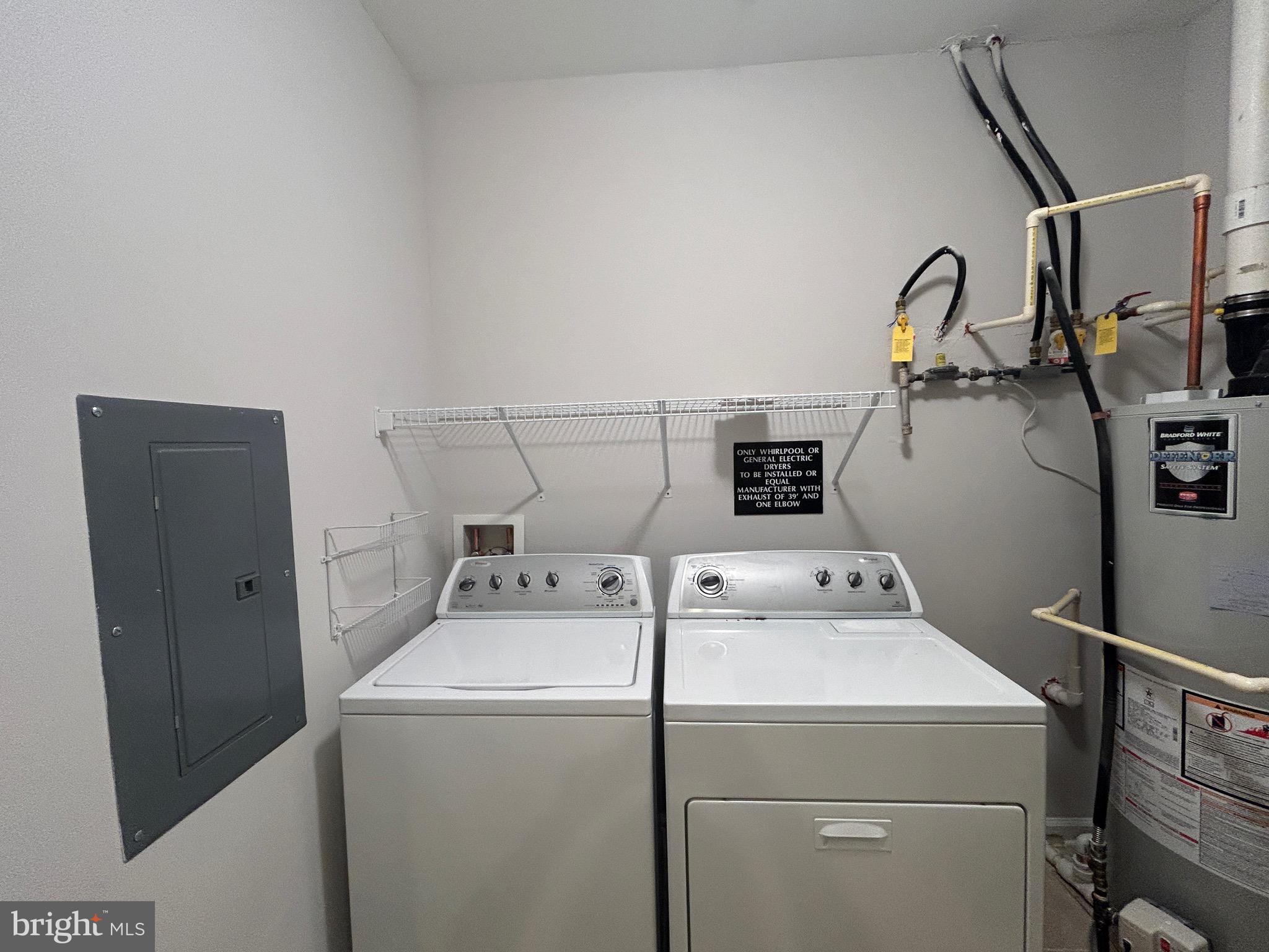 CARROLLS CREEK - Residential