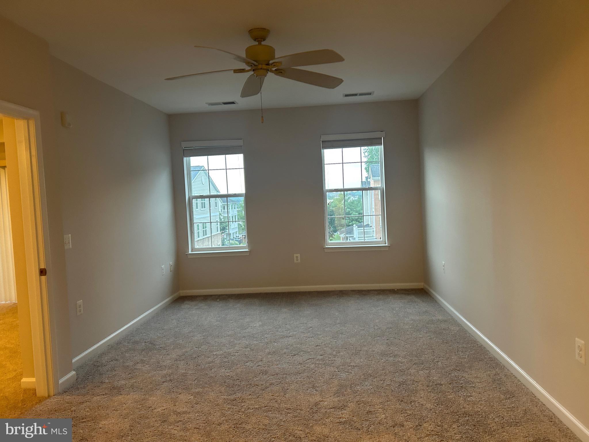 CARROLLS CREEK - Residential