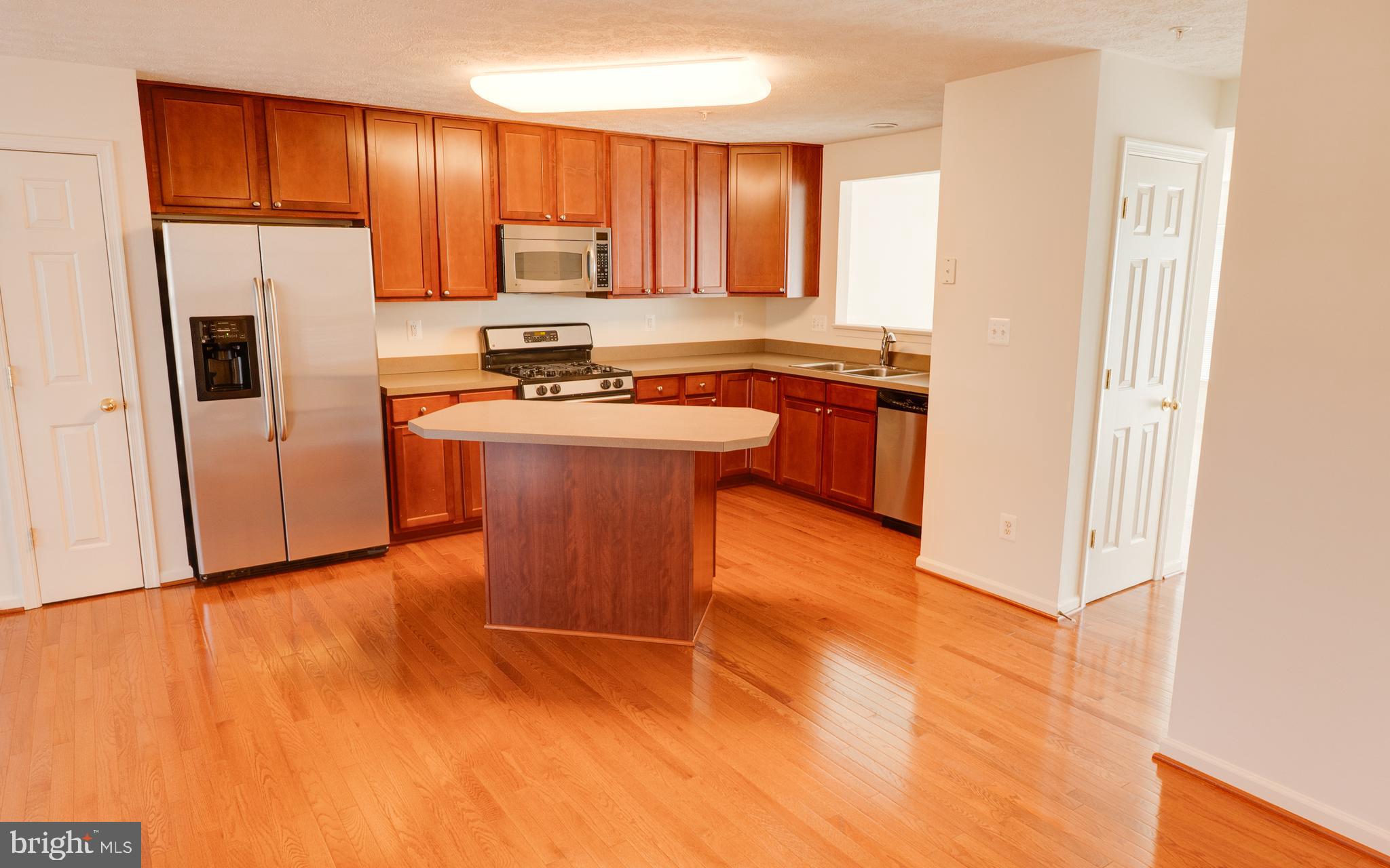 604 POSSUM TROT WAY