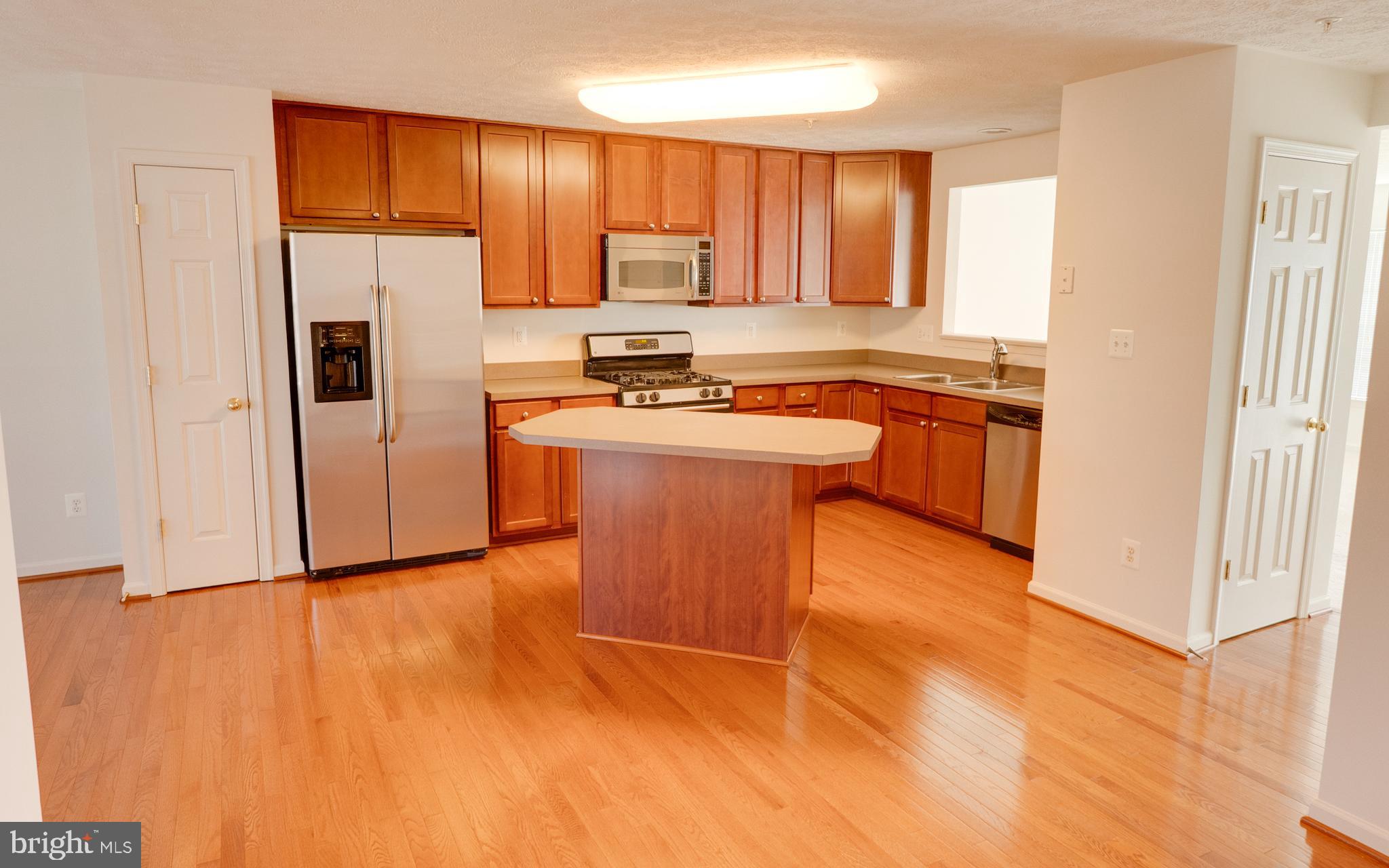 604 POSSUM TROT WAY