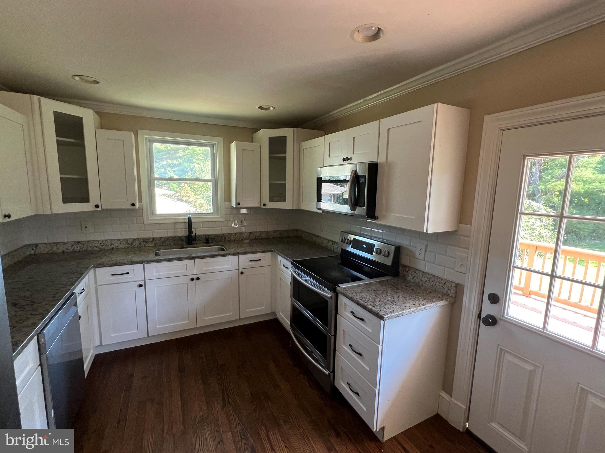 WOODLAWN - Residential