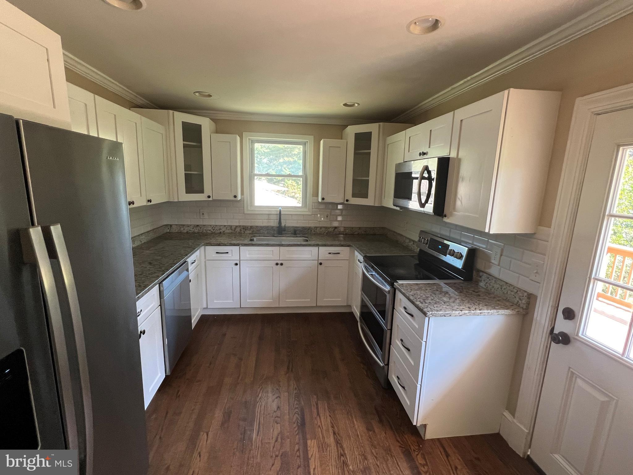 WOODLAWN - Residential