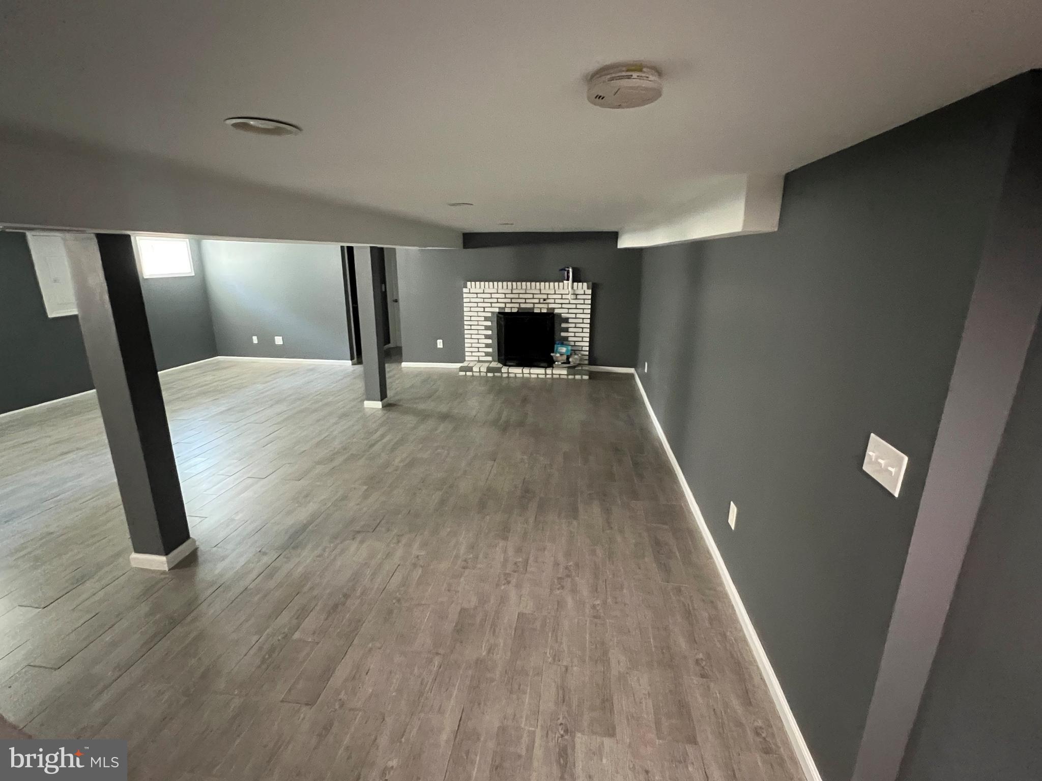 WOODLAWN - Residential