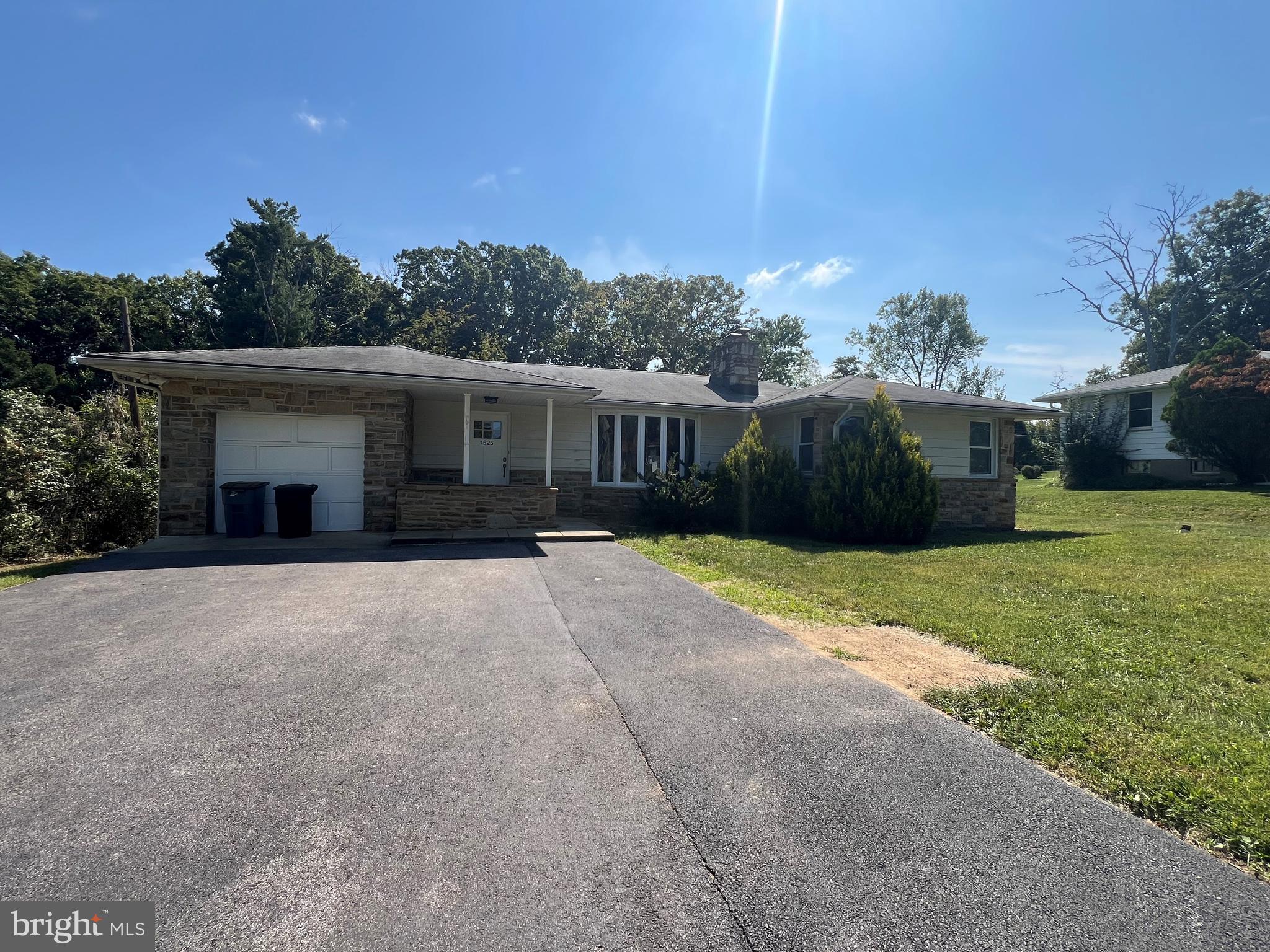 WOODLAWN - Residential