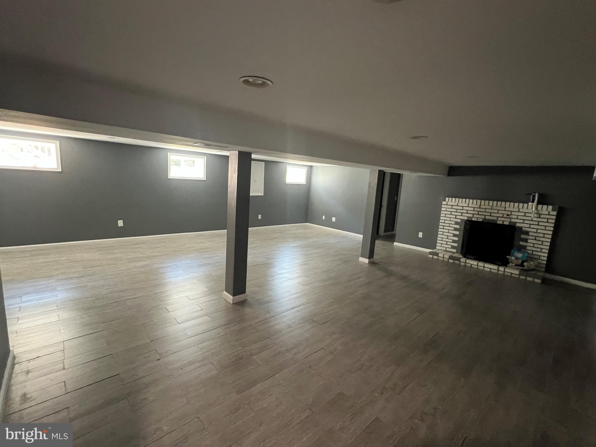 WOODLAWN - Residential