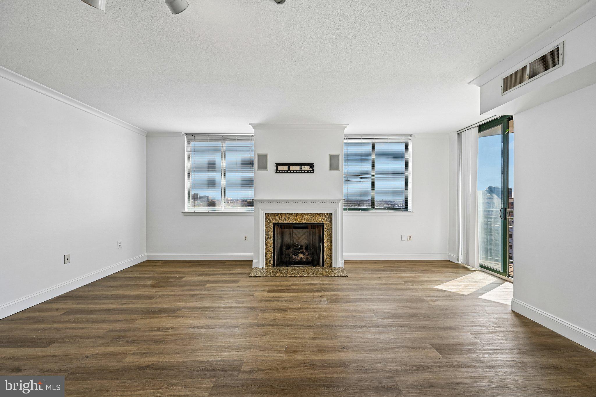 414 WATER STREET 1513