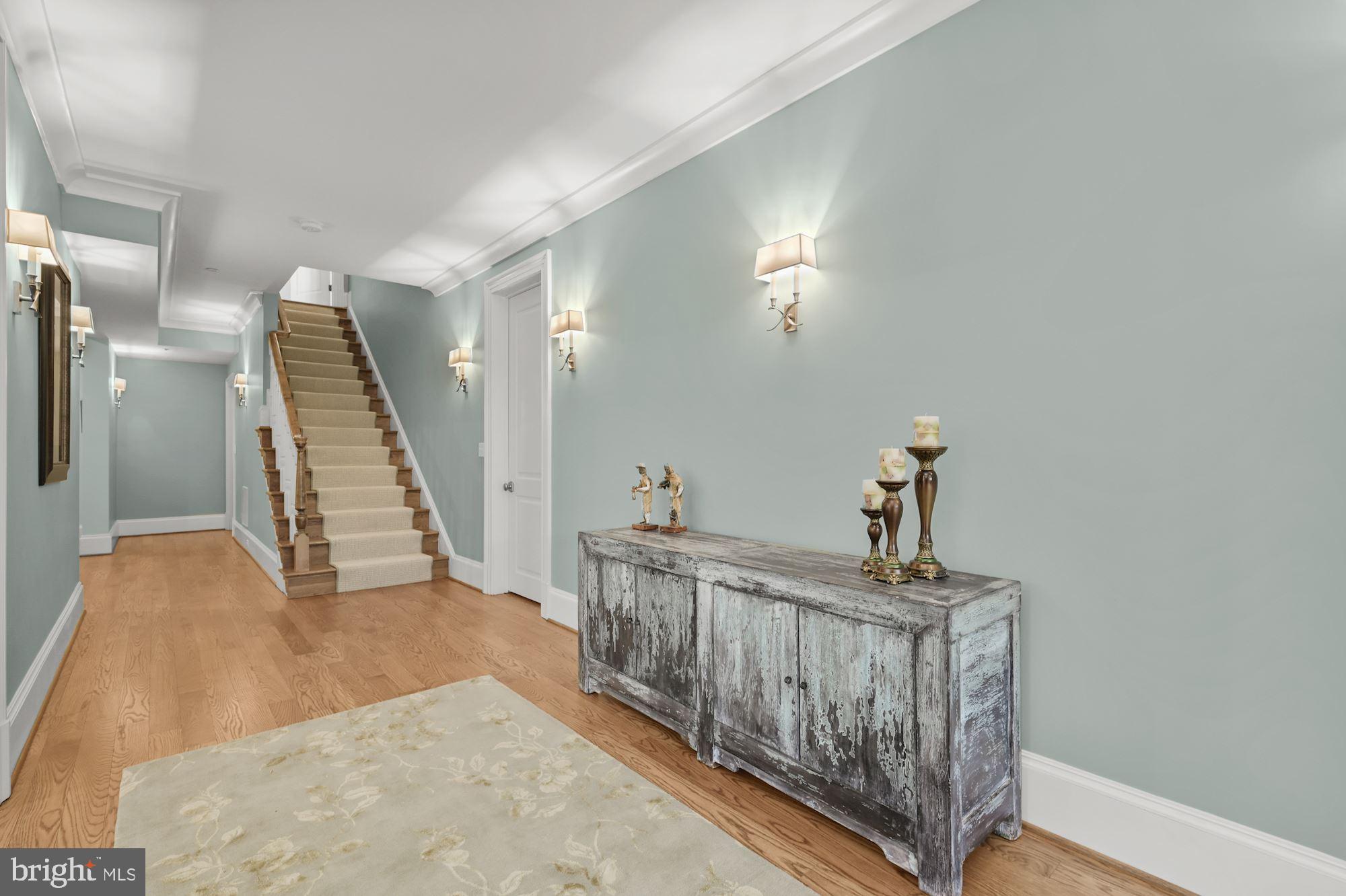 RIVERWOOD - Residential