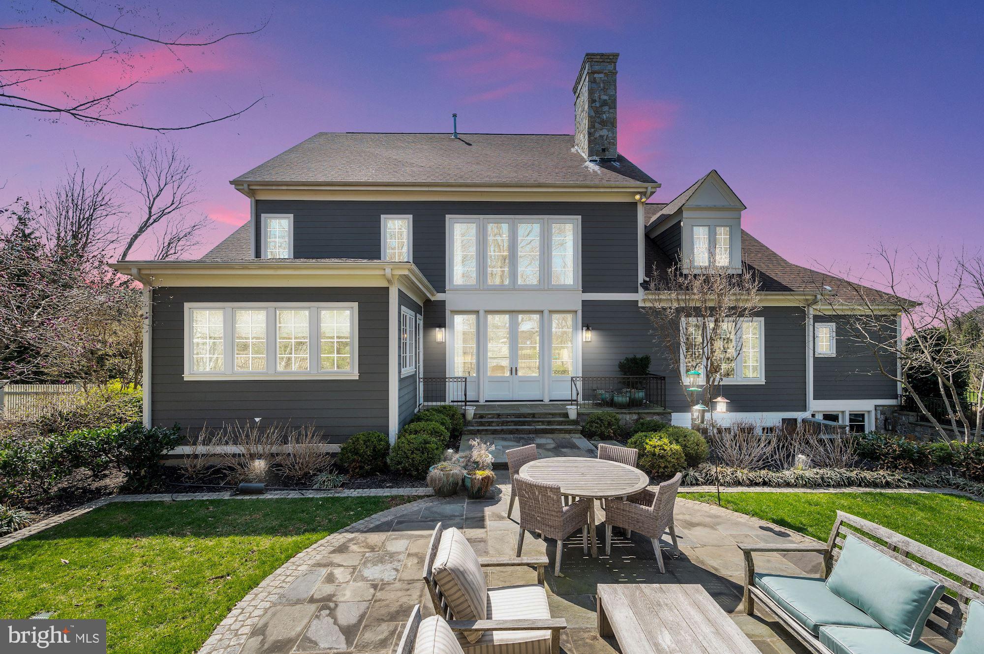 RIVERWOOD - Residential