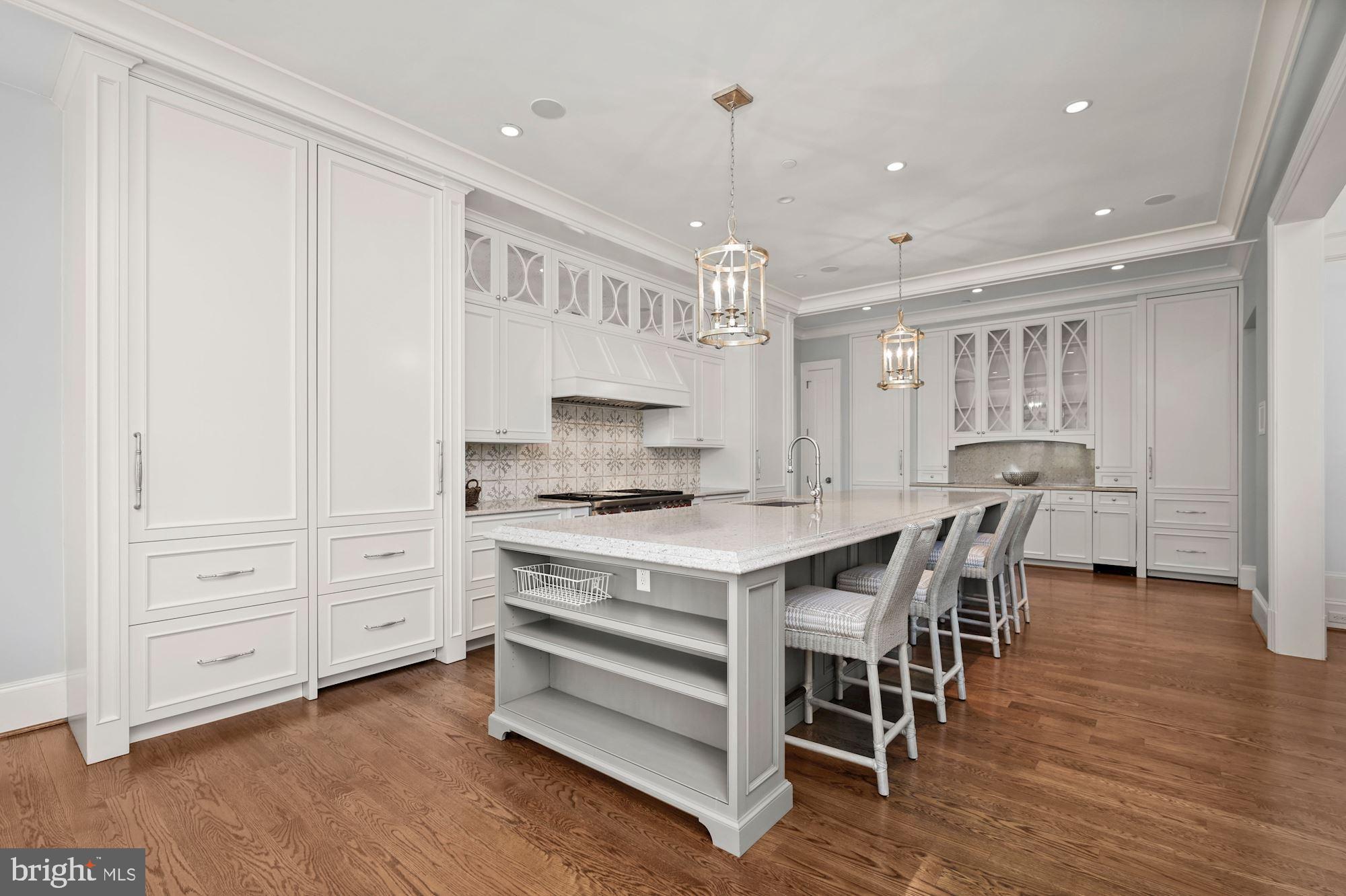 RIVERWOOD - Residential