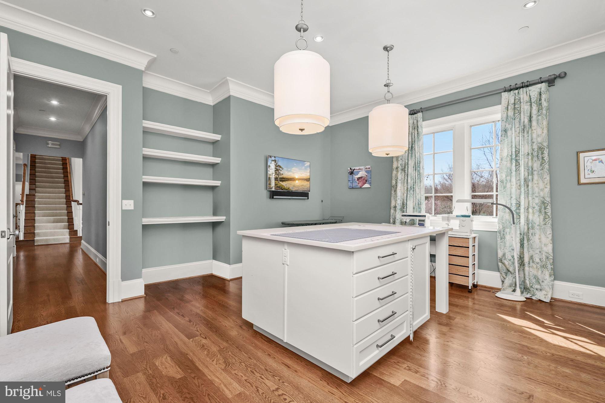 RIVERWOOD - Residential