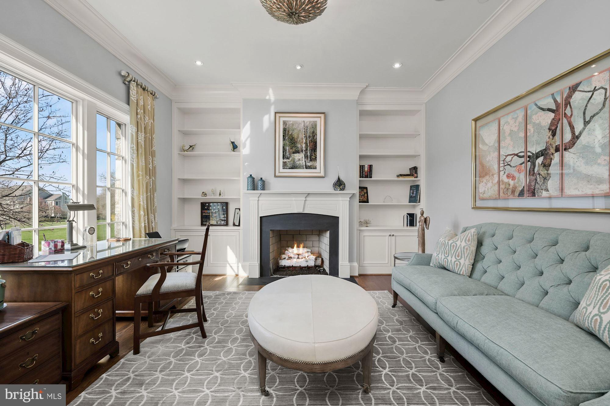 RIVERWOOD - Residential