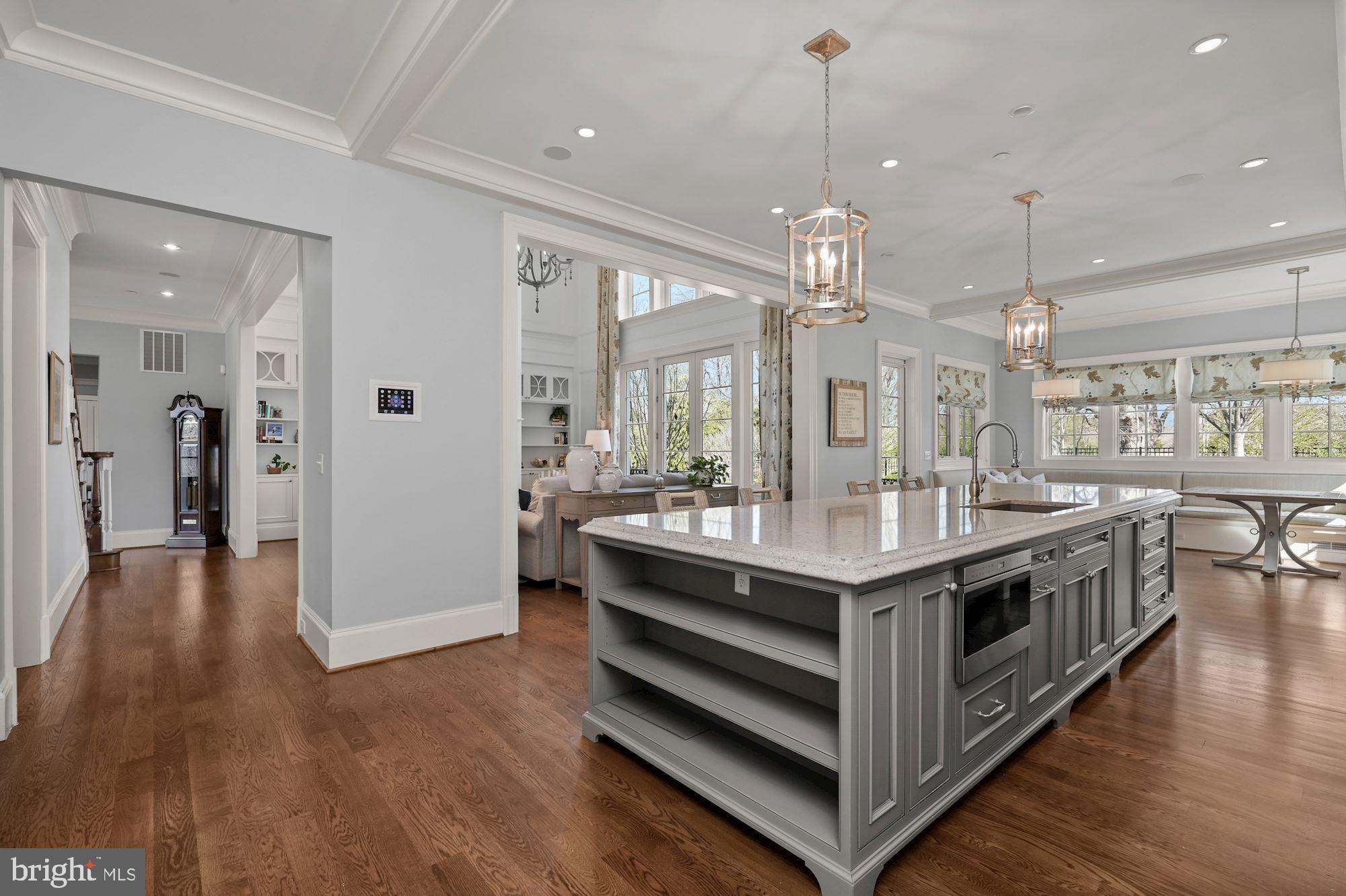 RIVERWOOD - Residential