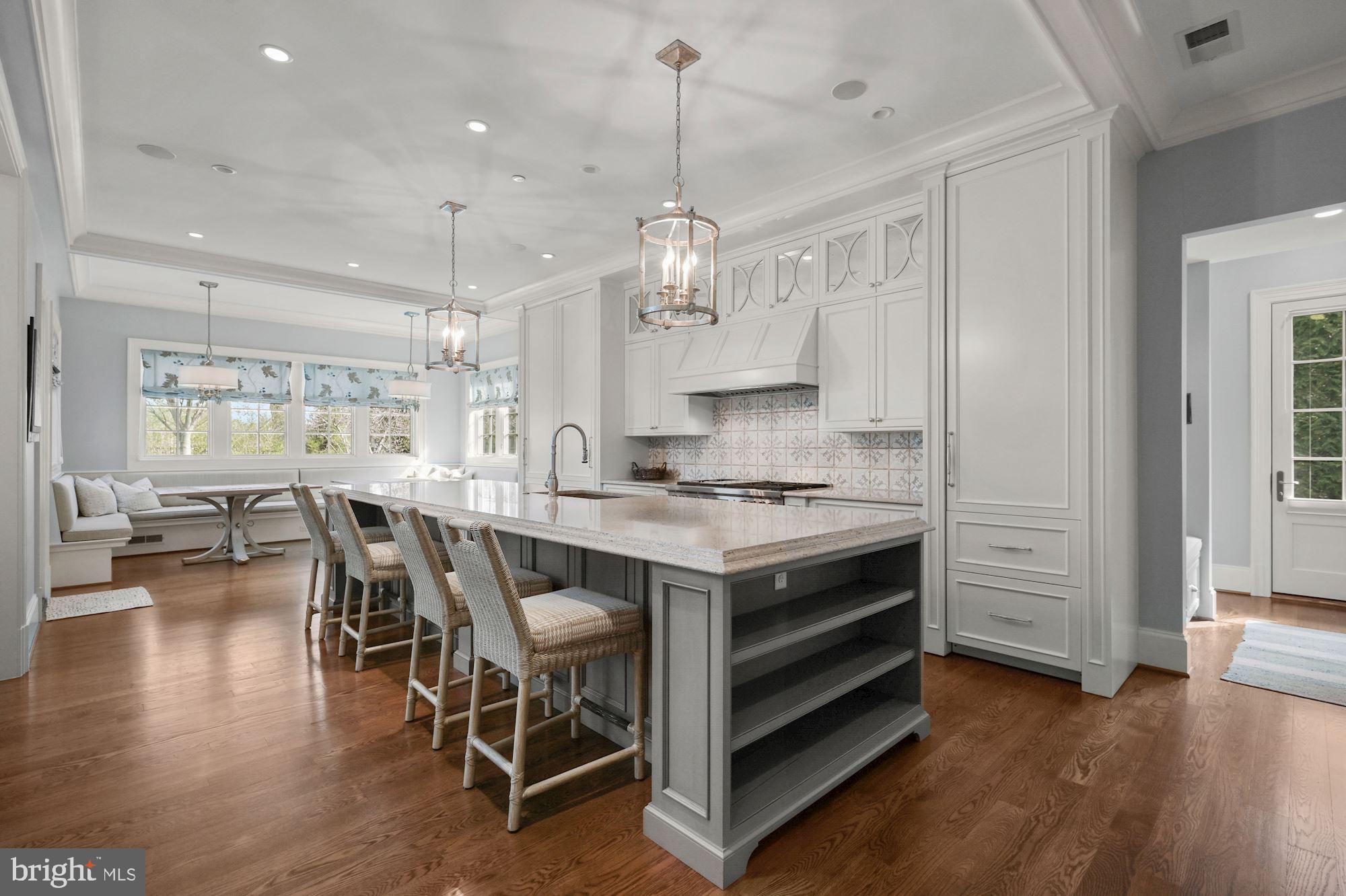 RIVERWOOD - Residential