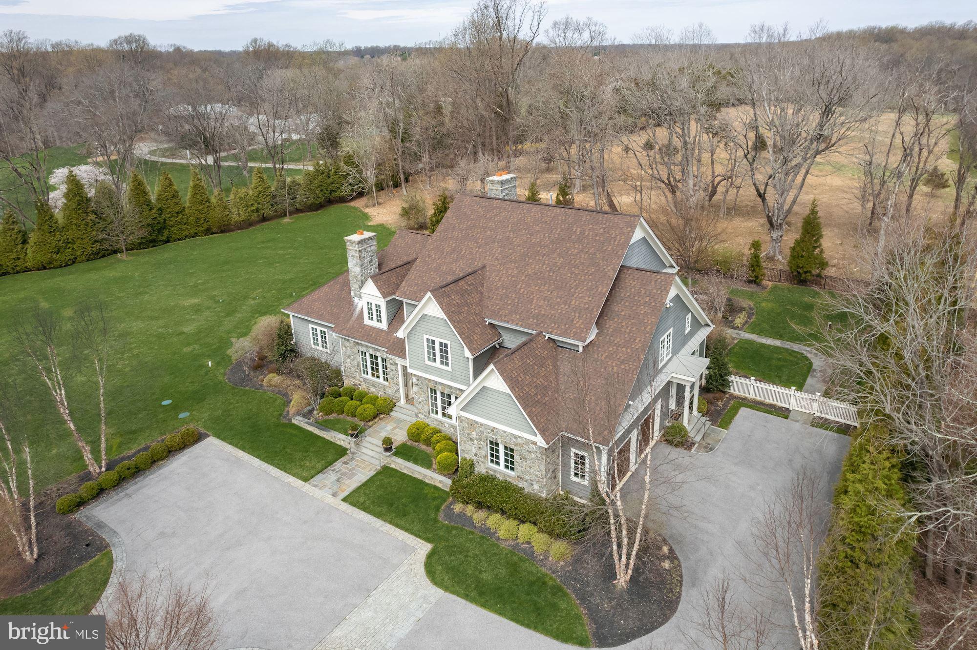 RIVERWOOD - Residential