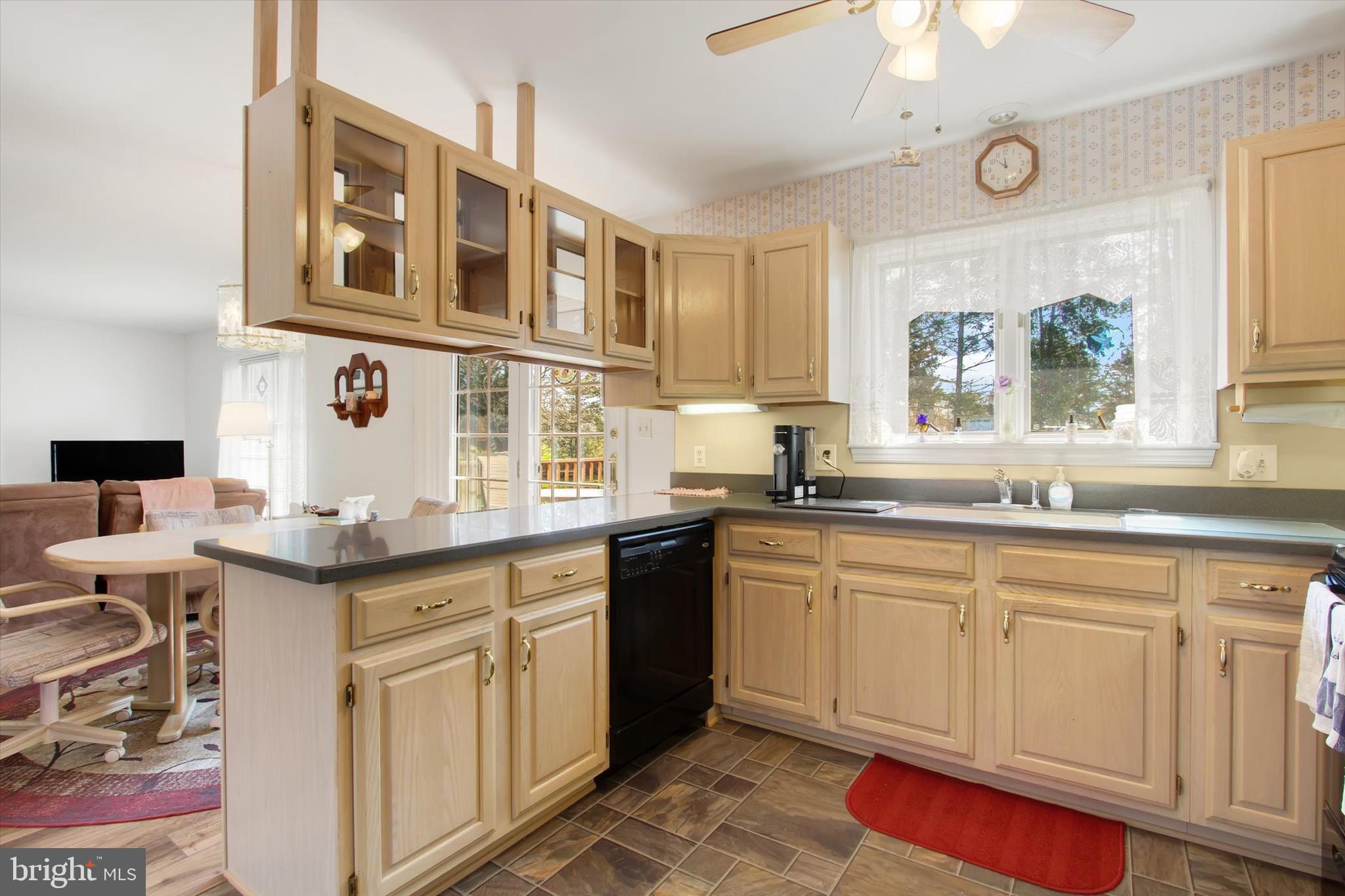 LAKE HERITAGE - Residential