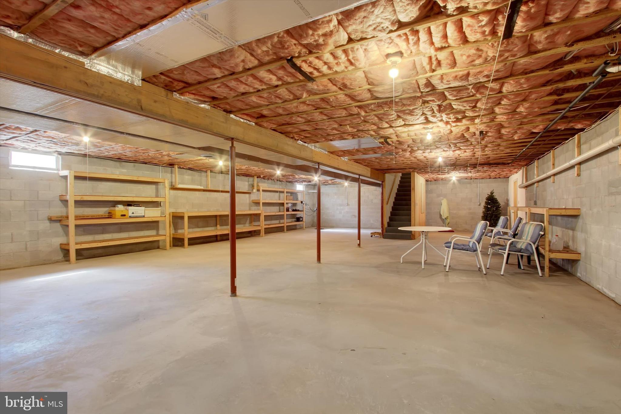 LAKE HERITAGE - Residential