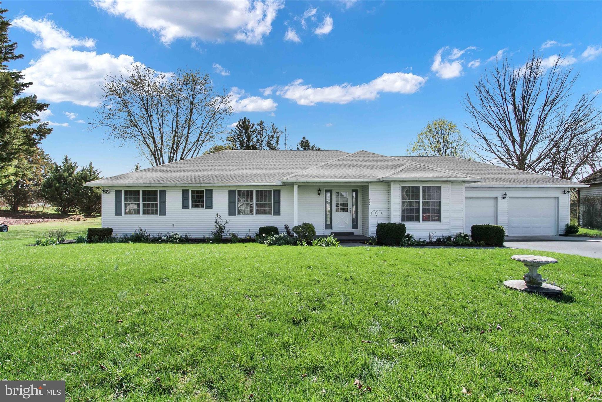 594 GRANT DRIVE