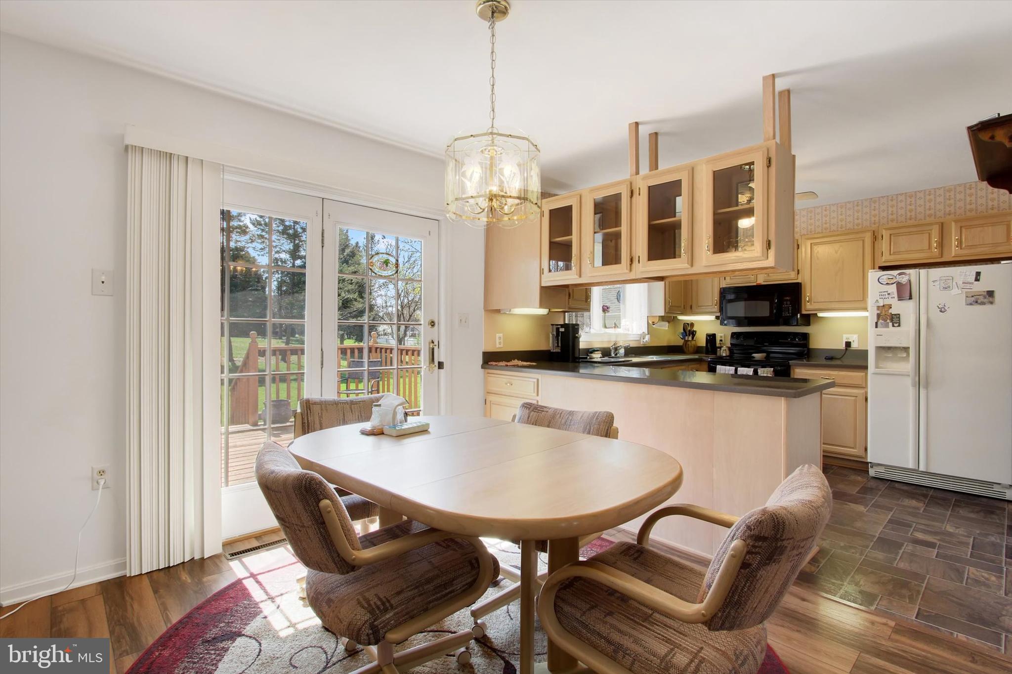 LAKE HERITAGE - Residential