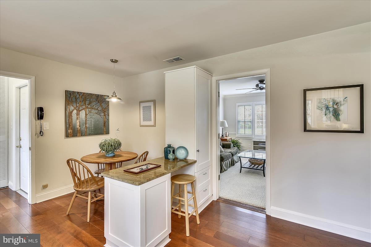 HOLLIN BROOK PARK - Residential