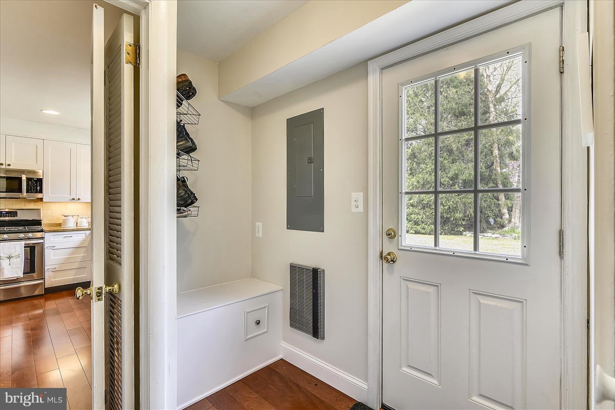 HOLLIN BROOK PARK - Residential