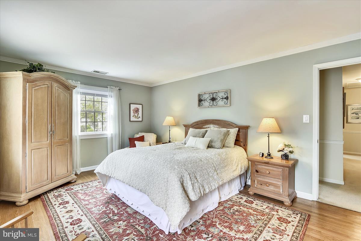 HOLLIN BROOK PARK - Residential