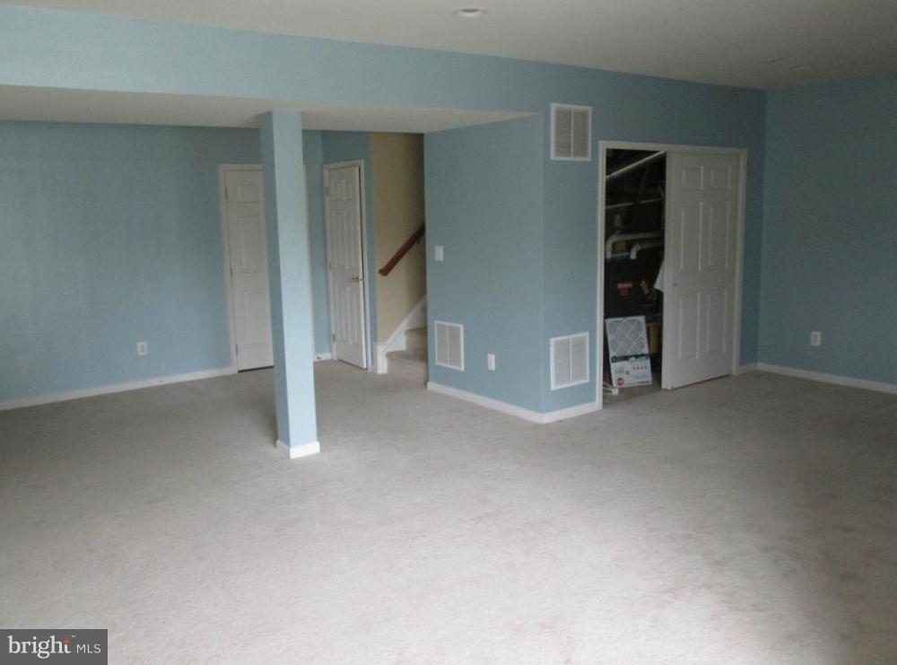 BELMONT COUNTRY CLUB - Residential Lease