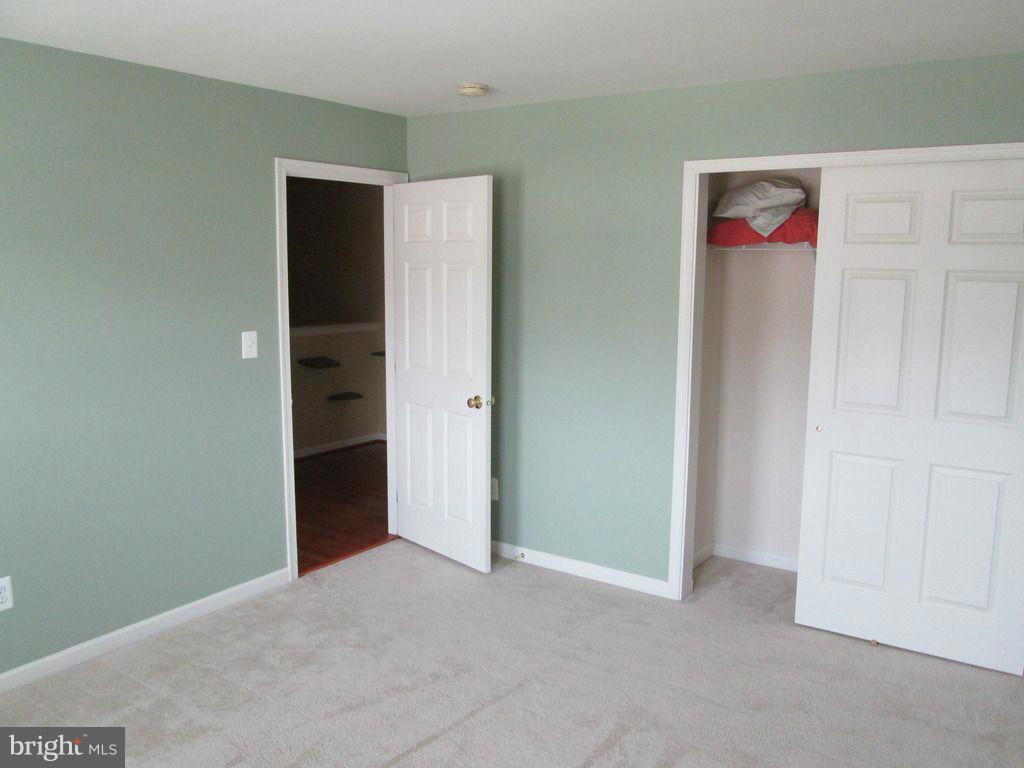 BELMONT COUNTRY CLUB - Residential Lease