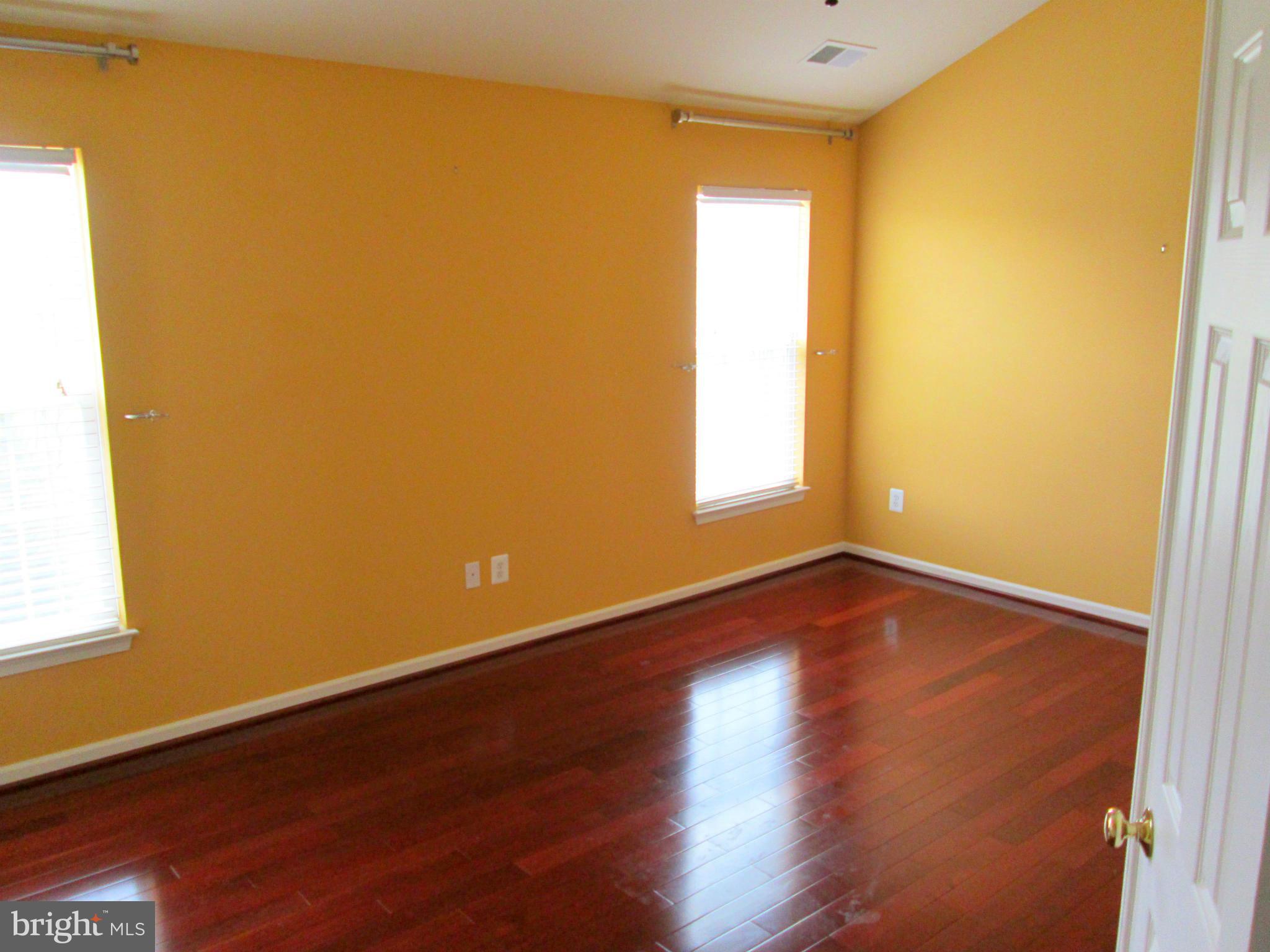 BELMONT COUNTRY CLUB - Residential Lease