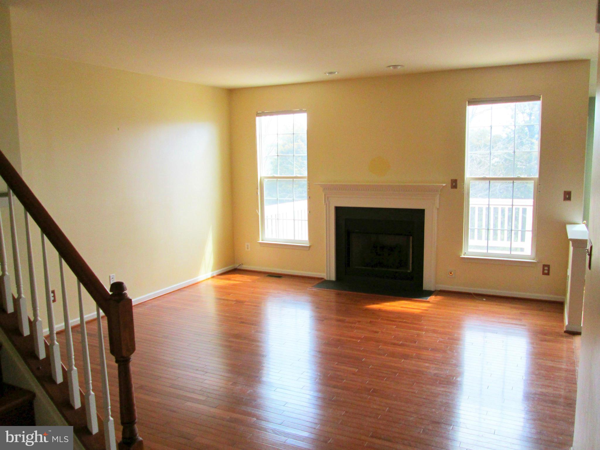 BELMONT COUNTRY CLUB - Residential Lease