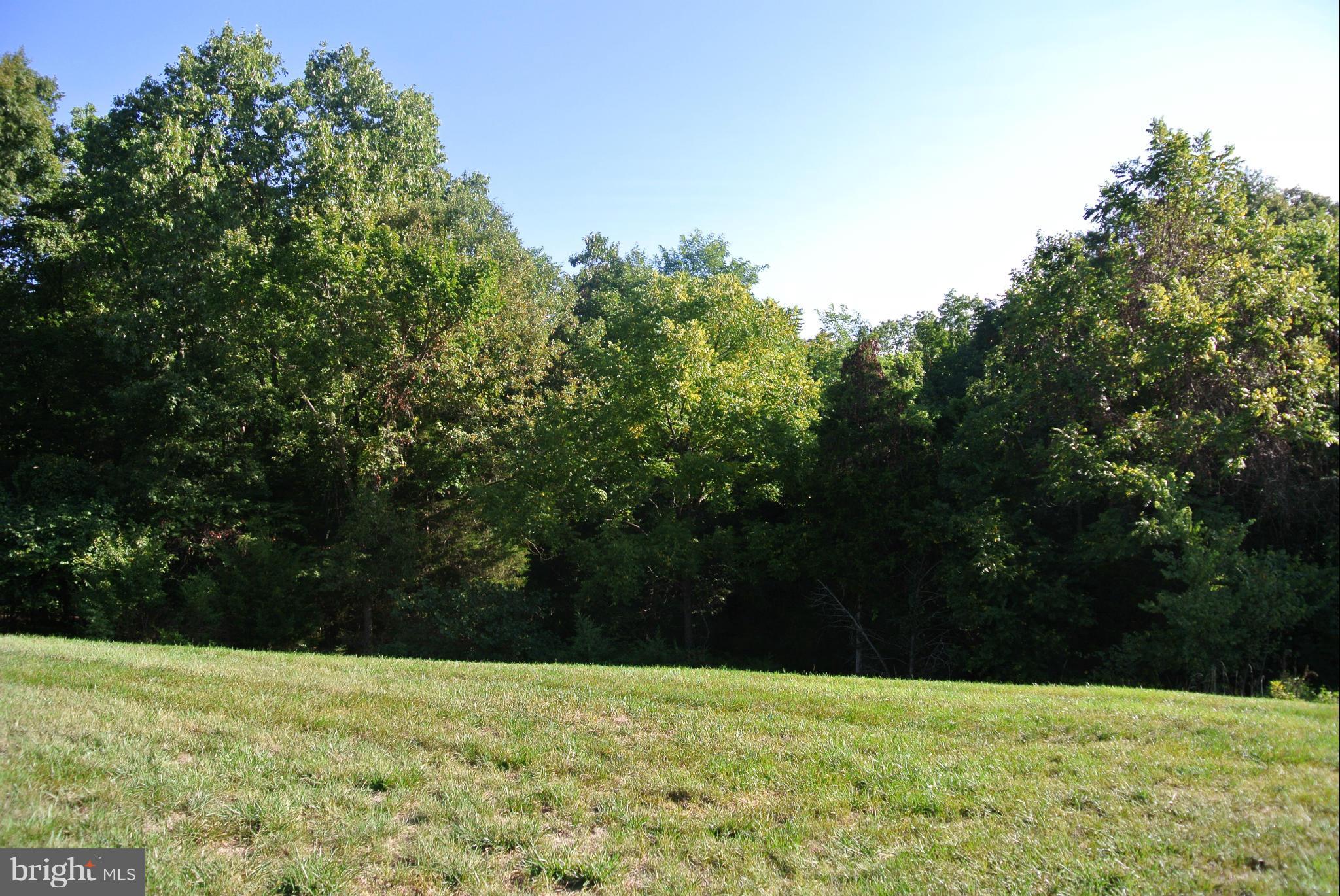 BELMONT COUNTRY CLUB - Residential Lease