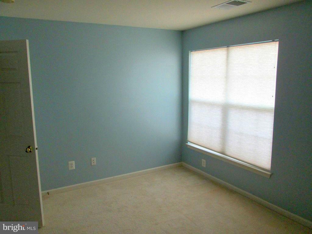 BELMONT COUNTRY CLUB - Residential Lease