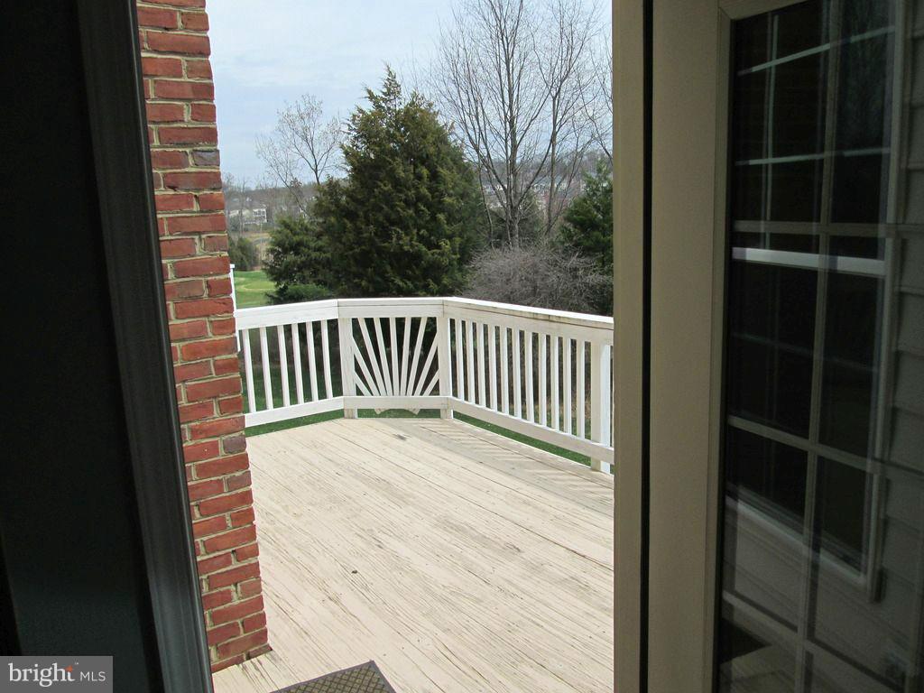 BELMONT COUNTRY CLUB - Residential Lease