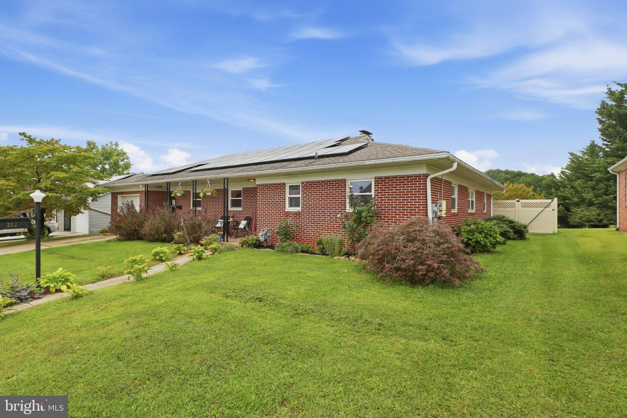 212 GROSS AVENUE
