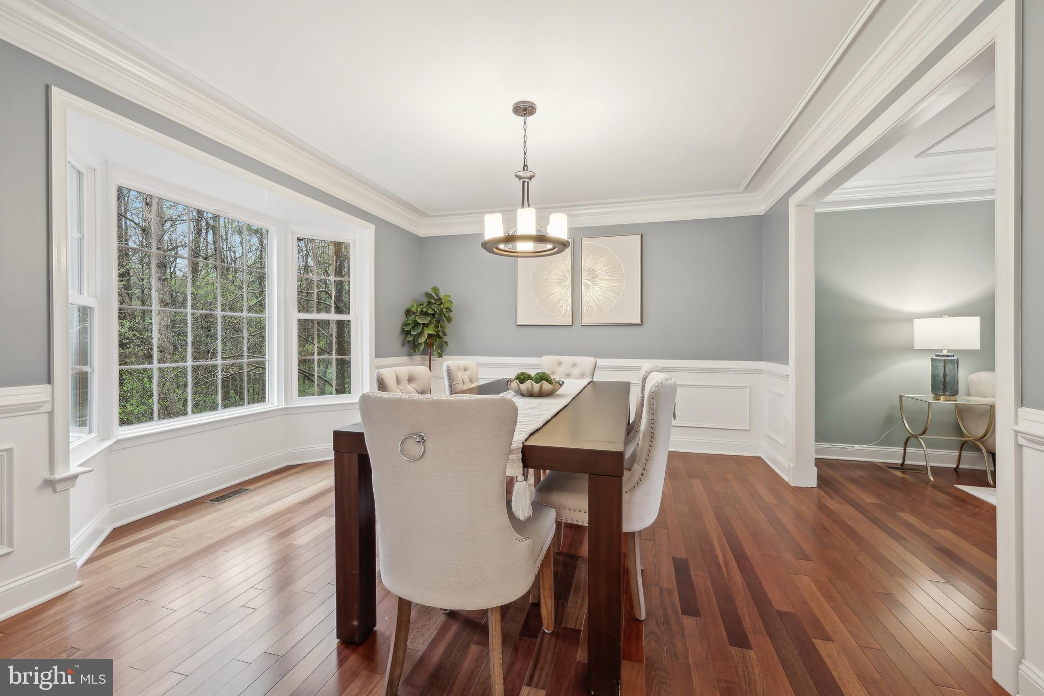 OAKTON MILL ESTATES - Residential Lease