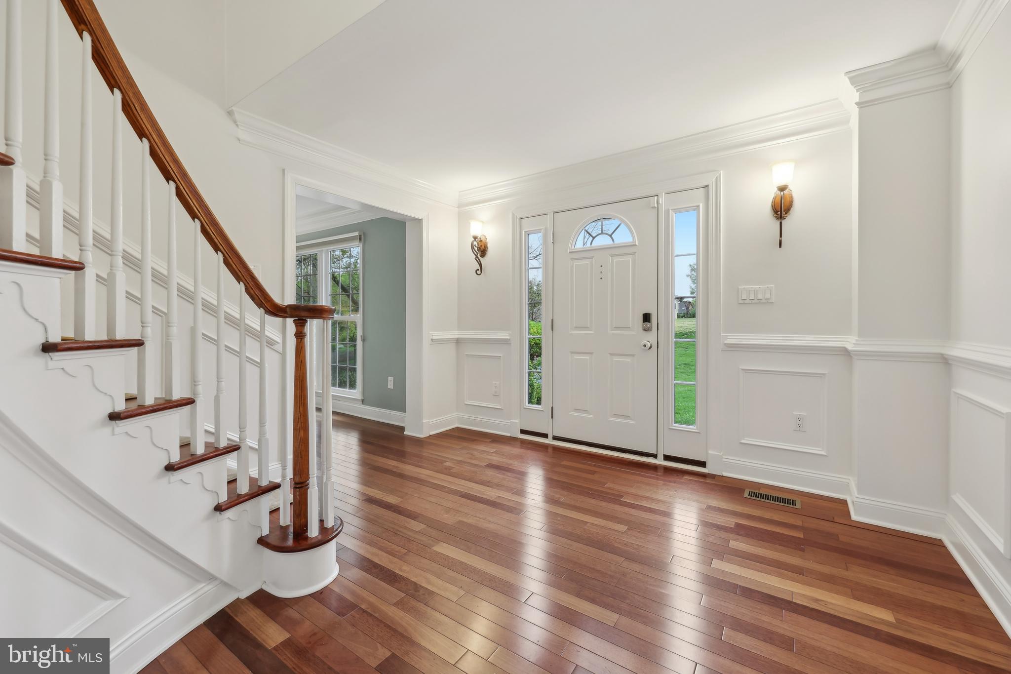 OAKTON MILL ESTATES - Residential Lease