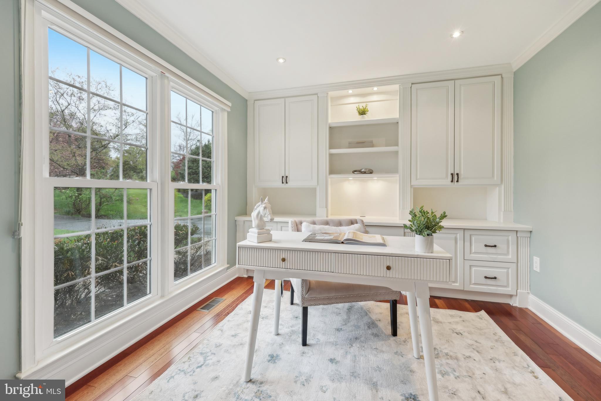 OAKTON MILL ESTATES - Residential Lease