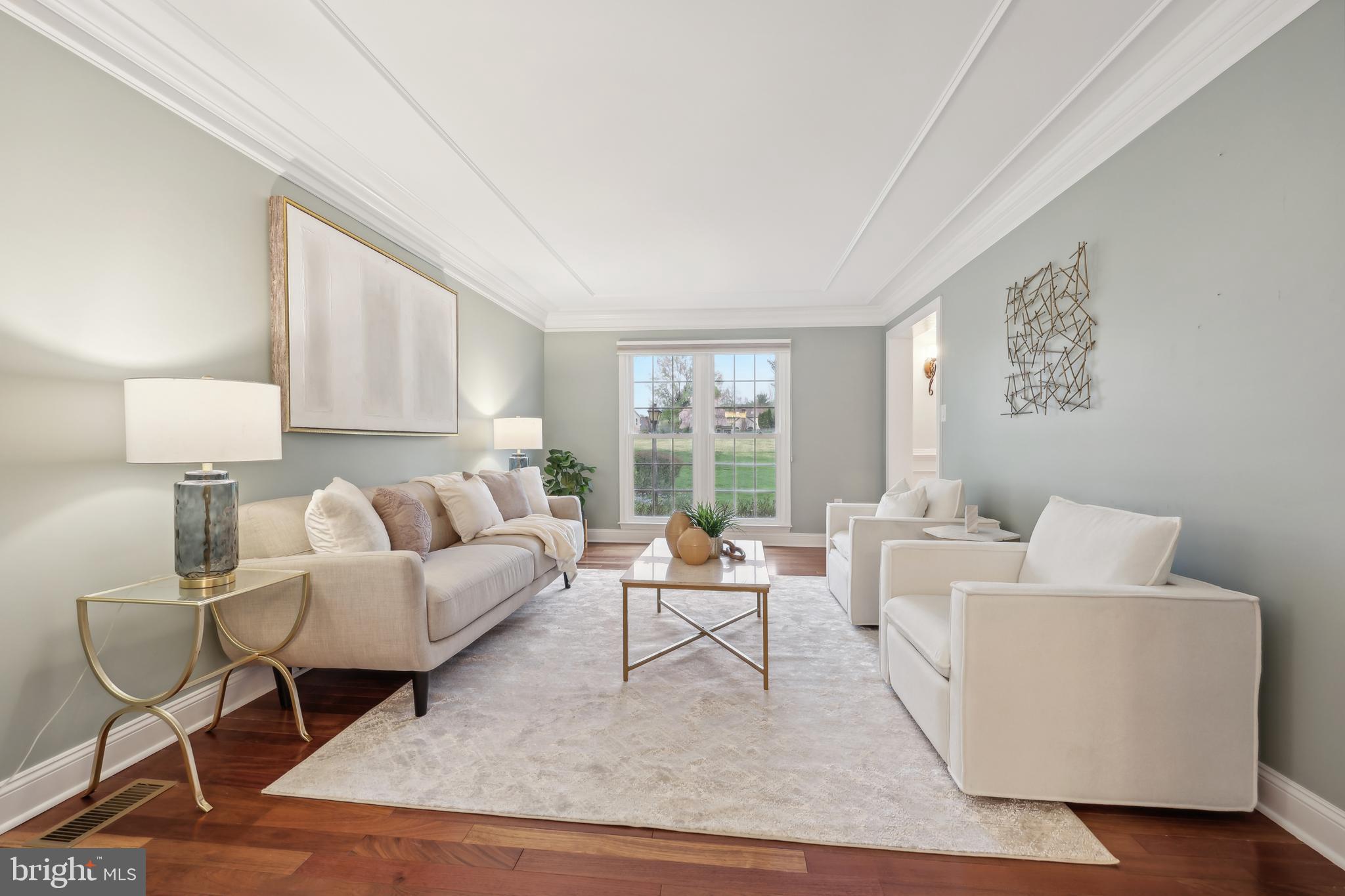 OAKTON MILL ESTATES - Residential Lease