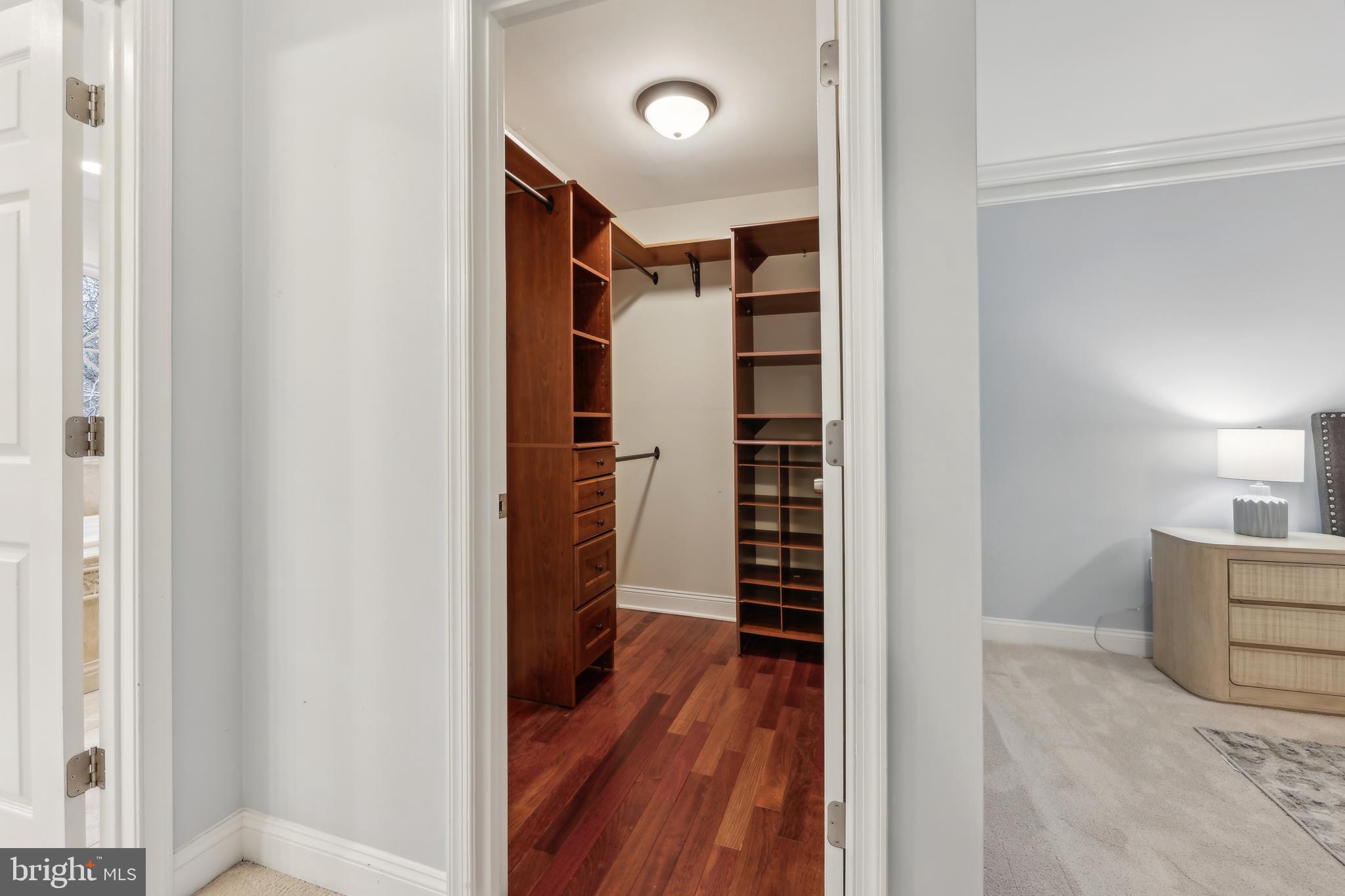 OAKTON MILL ESTATES - Residential Lease