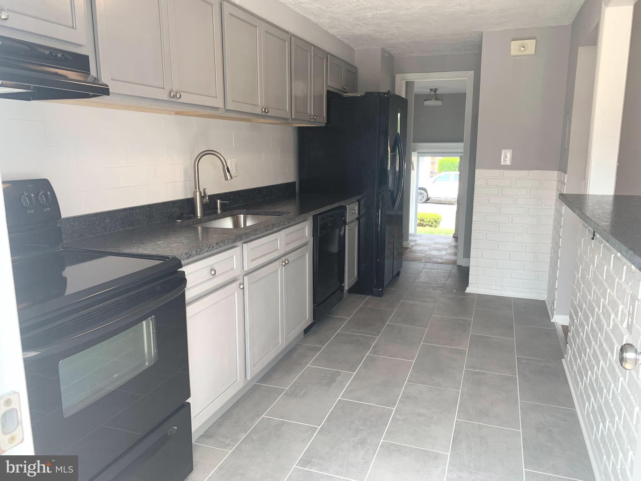 HALETHORPE - Residential Lease