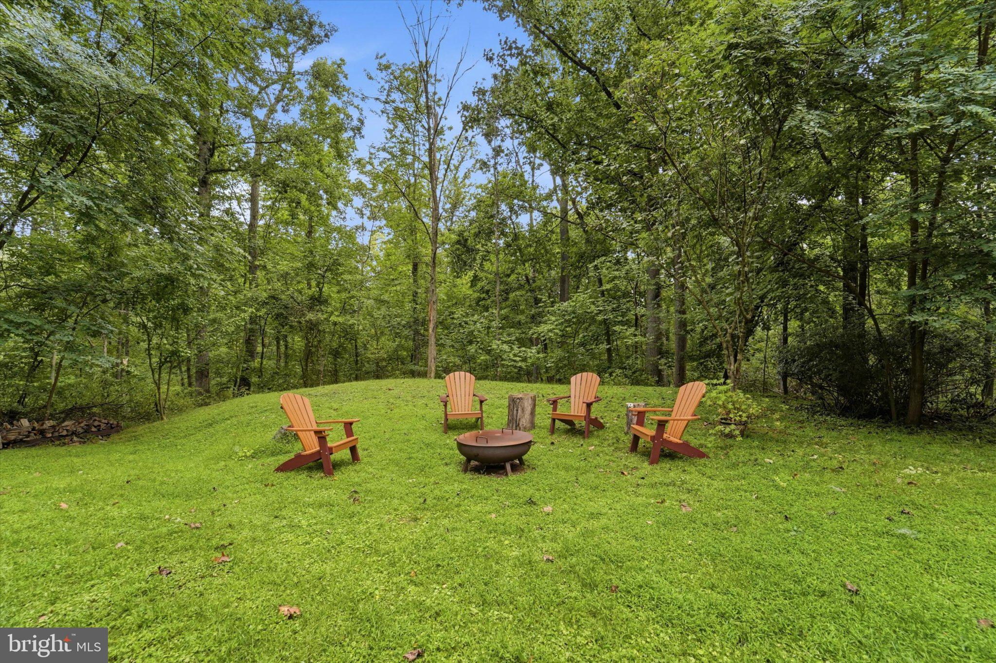 536 SPRING MOUNT ROAD