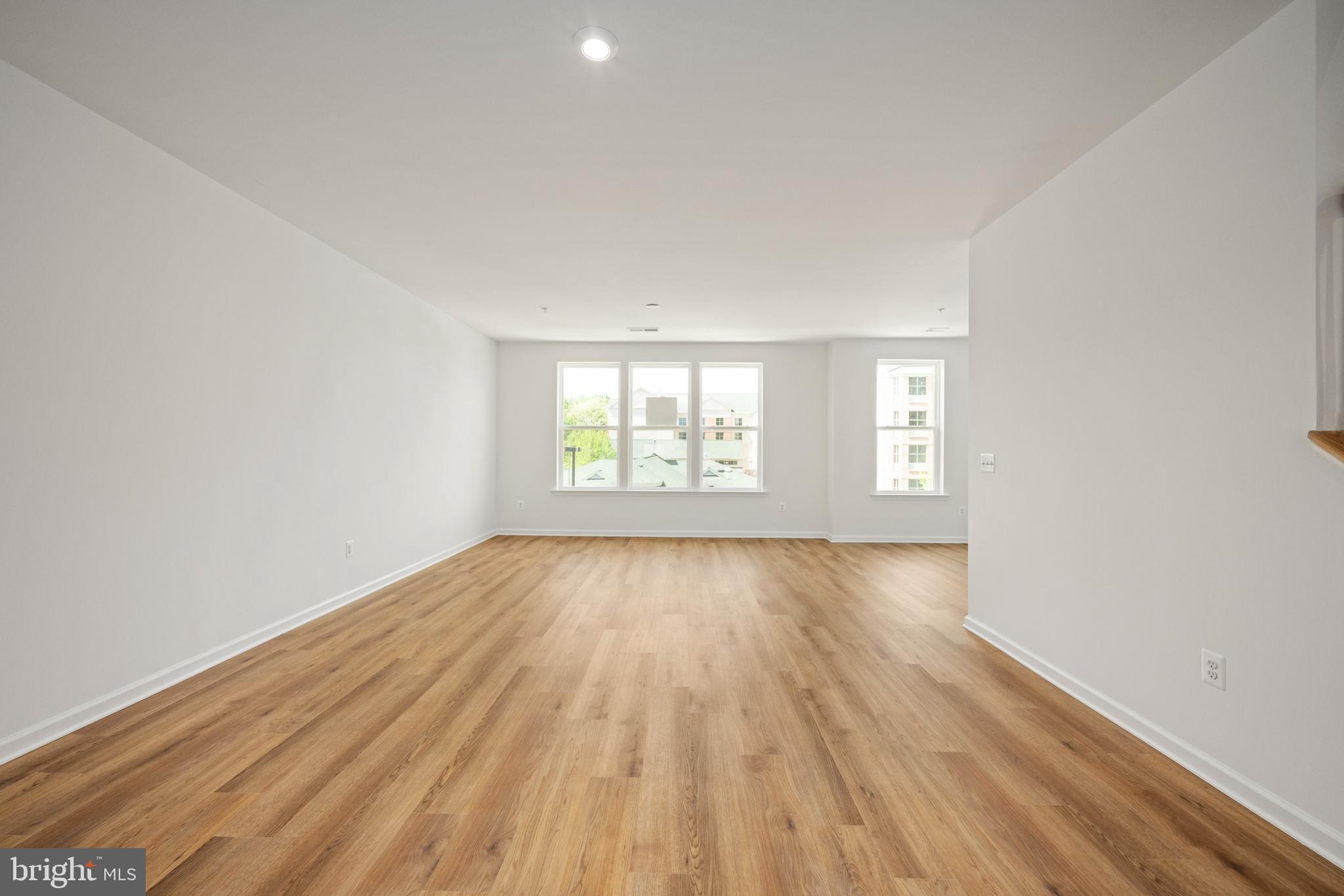 NEABSCO COMMONS - Residential